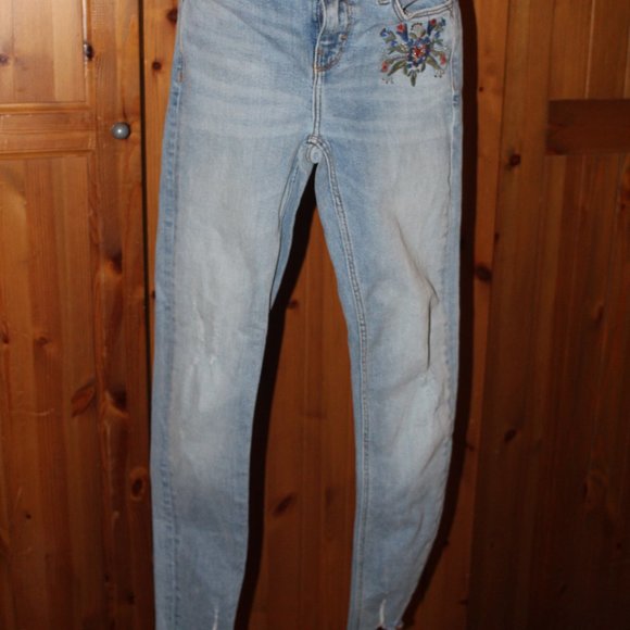 Zara Denim - Zara Basic Skinny Jeans Light Wash Embroide Size 2